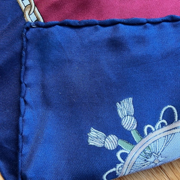 Gucci Silk Scarf with Equestrian Hunt Theme - Picture 6 of 11